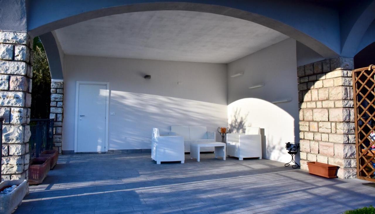 Ferienwohnung Casa Sissi Riva di Solto Exterior foto
